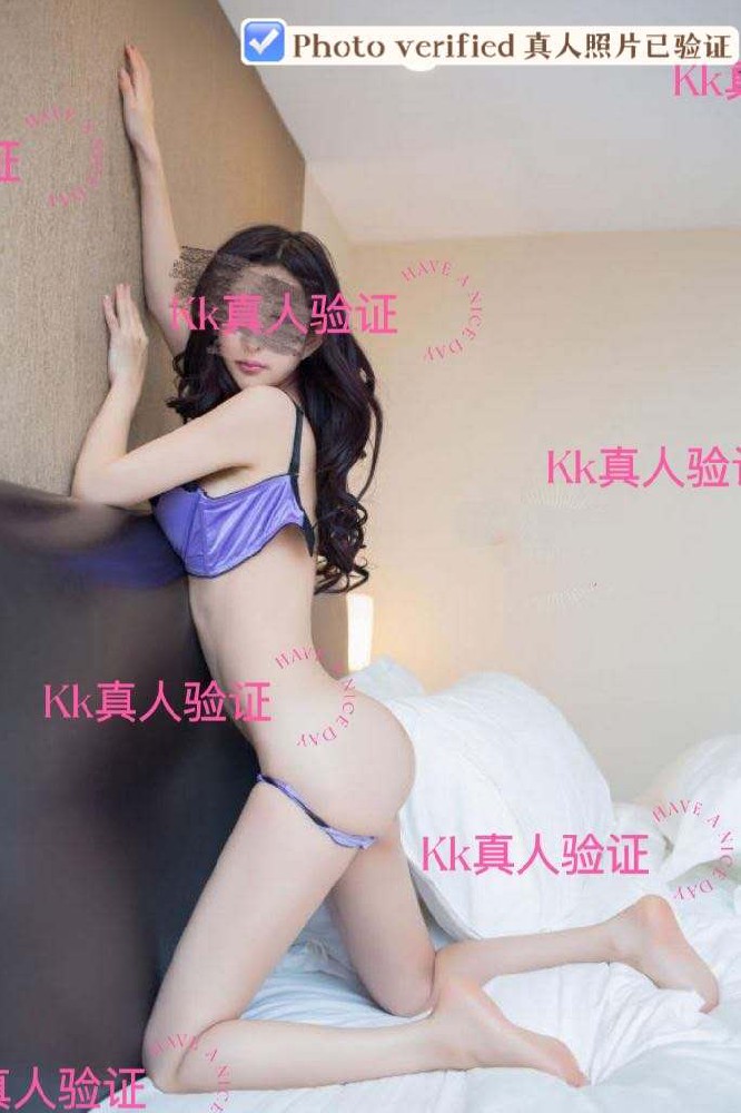女仆跪式口活服务,哥哥不说听,妹妹不敢动 Snow